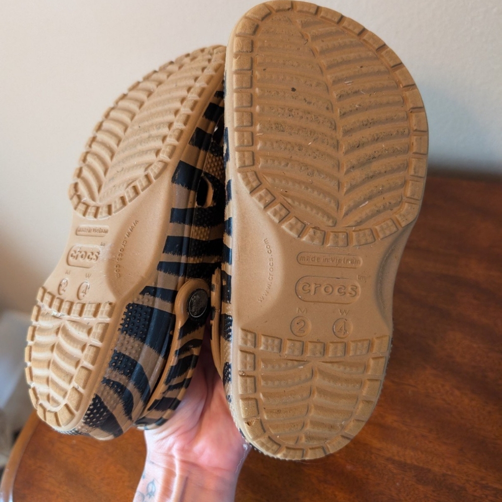 Crocs - Picture 6 of 6